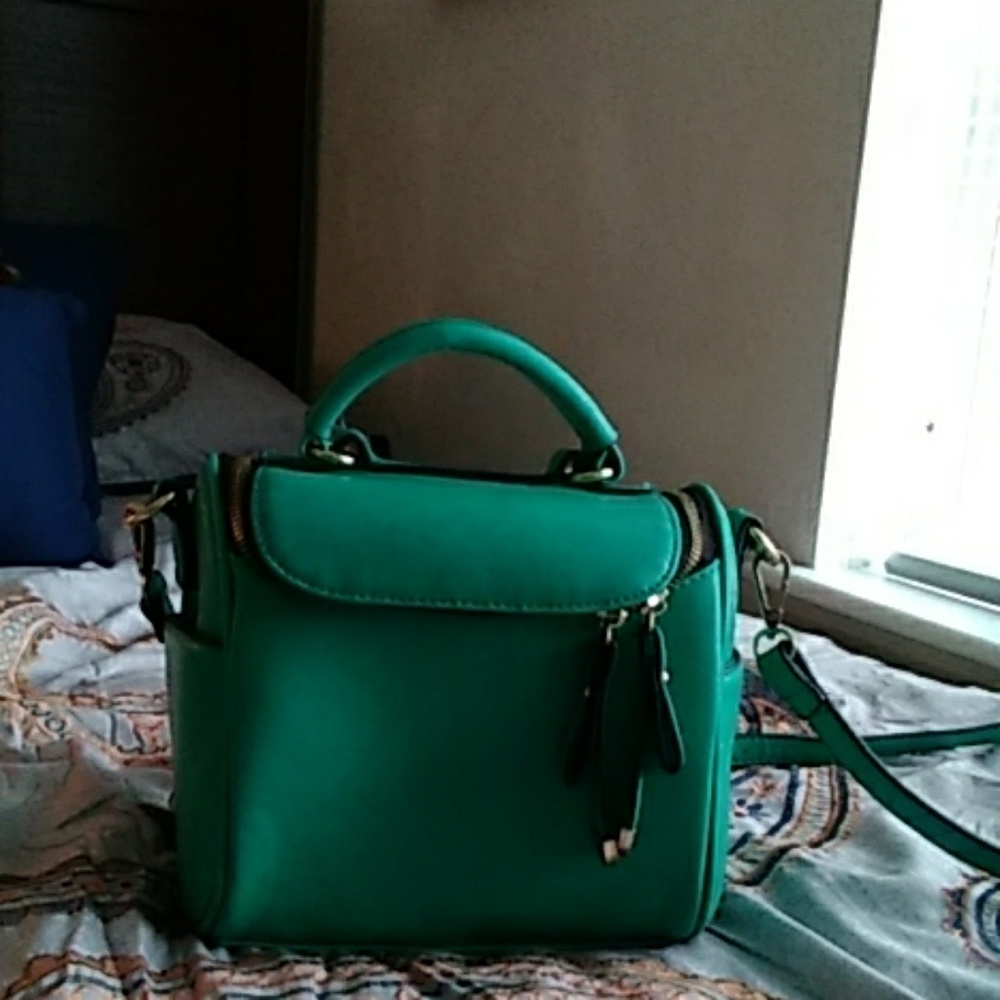 Handbag - Picture 2 of 2